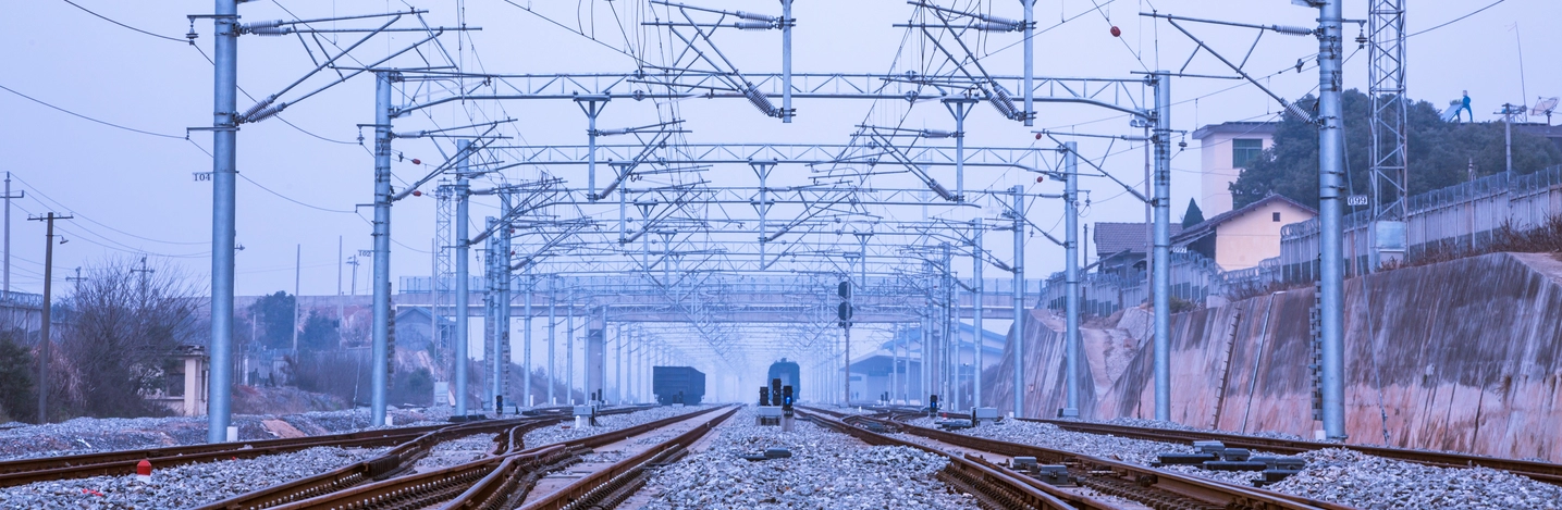 Cálculo de Ménsulas para Líneas Aéreas de Contacto Cálculo de Ménsulas para Líneas Aéreas de Contacto